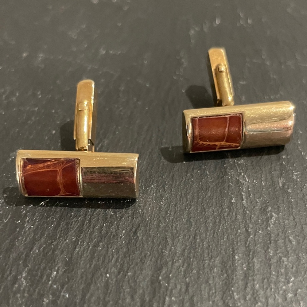 Vintage SWANK Gold Tone Cufflinks Brown Leather Inset - Picture 2 of 7